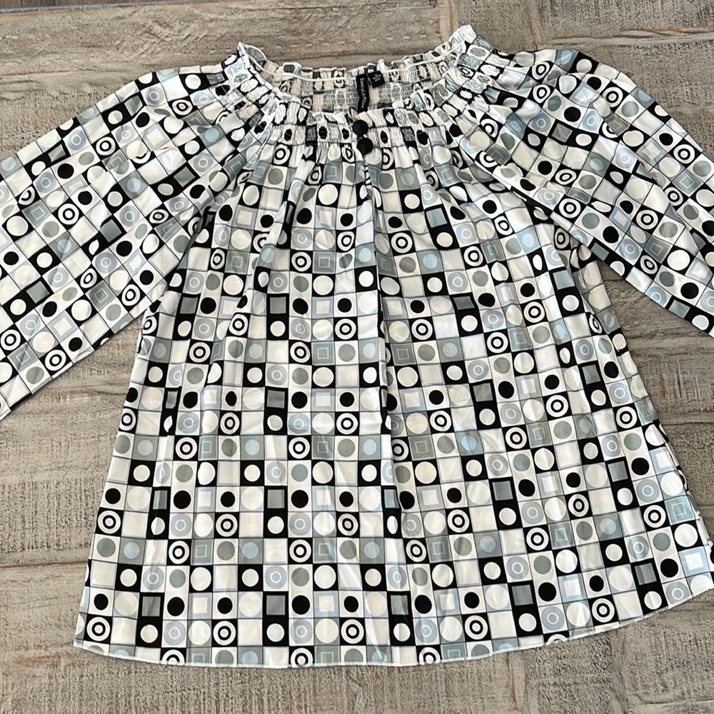 Essentials by Milano Blouse